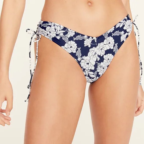 J. Crew Hipster curved-waist cheeky bikini bottom in magnolia floral Navy - Picture 1 of 6